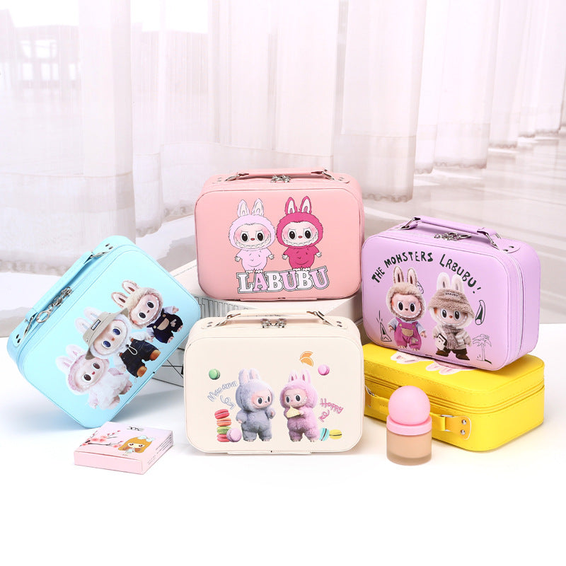 🔥Labubu Cute gift box（1 suitcase + 9 random items）