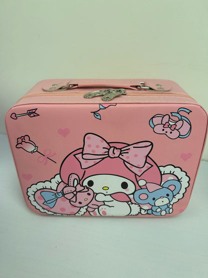 🔥Labubu Cute gift box（1 suitcase + 9 random items）